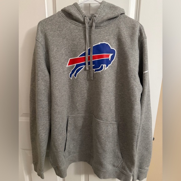 Nike Other - Men’s XL Nike Buffalo Bills pullover hoodie.